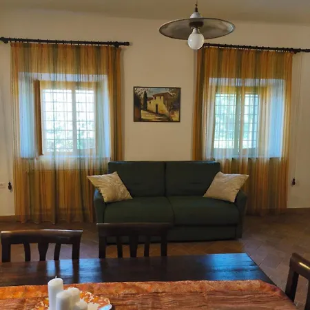 Il Caminetto Casa de Férias Montecastrilli
